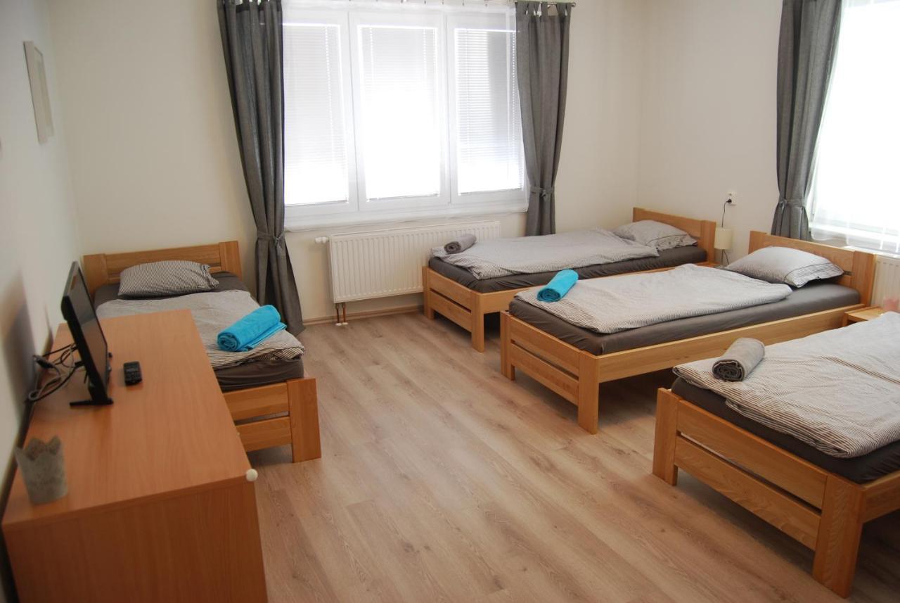 Penzion Na Rozcesti Svatoborice Bagian luar foto